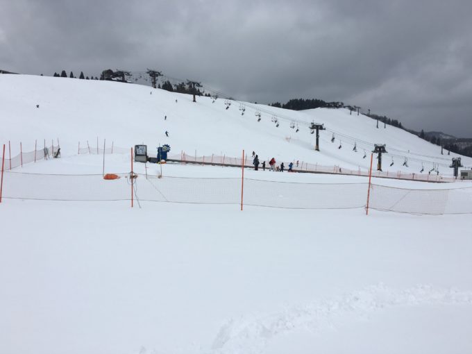 子どもと雪遊びやソリ遊びを楽しむのに最適な関西の8スキー場 スノーウェイマガジン